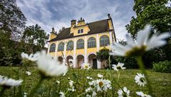 Ani �ty�i zubní ordinace v t�ítisícovém m�st� nesta�í.