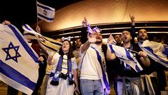 Izrael�tí fanou�ci na finále Eurovize v Lisabonu.