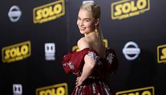 Emilia Clarkeová na premiée filmu Solo: A Star Wars Story v Los Angeles.