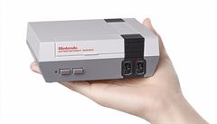 O retro konzoli je zjem, Nintendo vypout NES Classic znovu na trh