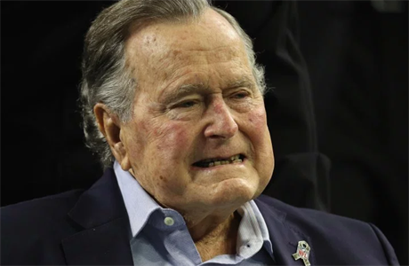 Bývalý americký prezident George Bush starí byl   hospitalizován kvli...
