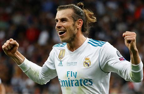 Gareth Bale z Realu Madrid slaví gól ve finále Ligy mistr.