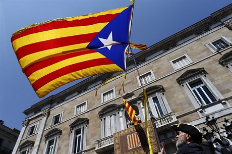 Katalánská vlajka.