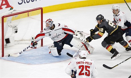 NHL: Nosek rozhodl o výhře Vegas v úvodním finále nad Washingtonem 6:4