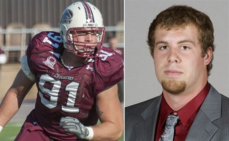 U�itel p�írodov�dy Jason Seaman hrával a,erický fotbal na univerzit�.