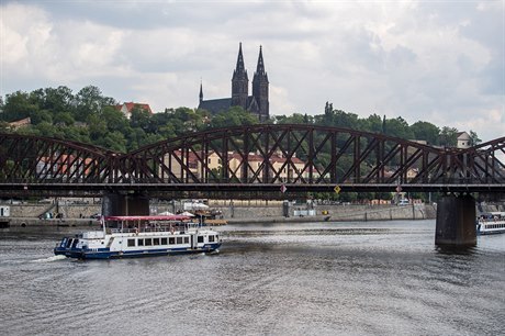 Termín zbourání mostu na Výtoni zatím není známý.