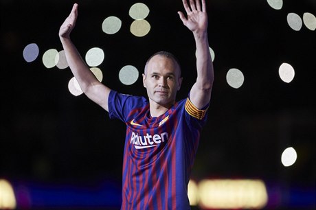 Andrés Iniesta se louí v dresu Barcelony. Odchází do Japonska.