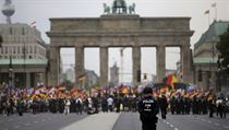 V Berln demonstrovaly tisce pznivc i odprc opozin AfD.