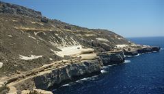 Podél této parády v oblasti Bahrija ni�ím neru�eni m��ete krá�et a sla�ovat se,...