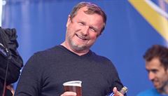 Trenér Pavel Vrba pi oslavách fotbalového titulu v Plzni.