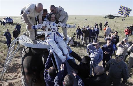Spokojen rusk kosmonaut Anton Shkaplerov.