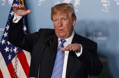 Prezident Trump bhem svého proslovu na summitu G7.