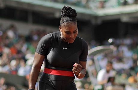 Serena Williams se s Kristnou Plkovou dlouho trpila, nakonec zvtzila 7:6...