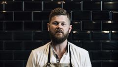 Islanan Davíd Arnórsson ve své praské pekárn Artic Bakehouse. Ve vetn...