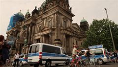 Stelba v Berlnskm dmu, policie uzavela okol katedrly