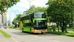 Spolenost Flixbus nabízí cesty po Evrop u od roku 2013. Letos zaaly zelené...