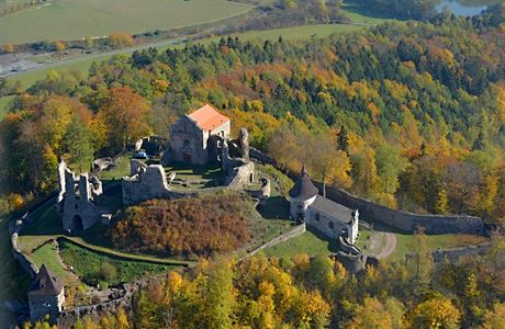 Sla podzimu a hrad Pottejn.