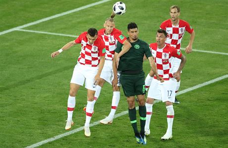 Momentka z utkn fotbalovho mistrovstv svta mezi Nigri a Chorvatskem.