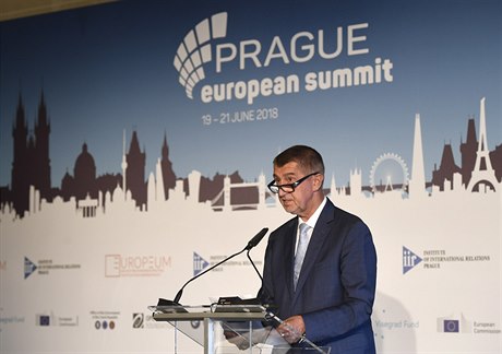 Premiér Andrej Babiš v Praze na mezinárodní konferenci Pražský evropský summit.