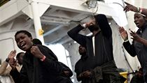Francie pome panlsku s migranty z lodi Aquarius. Itlie i Malta je odmtly.