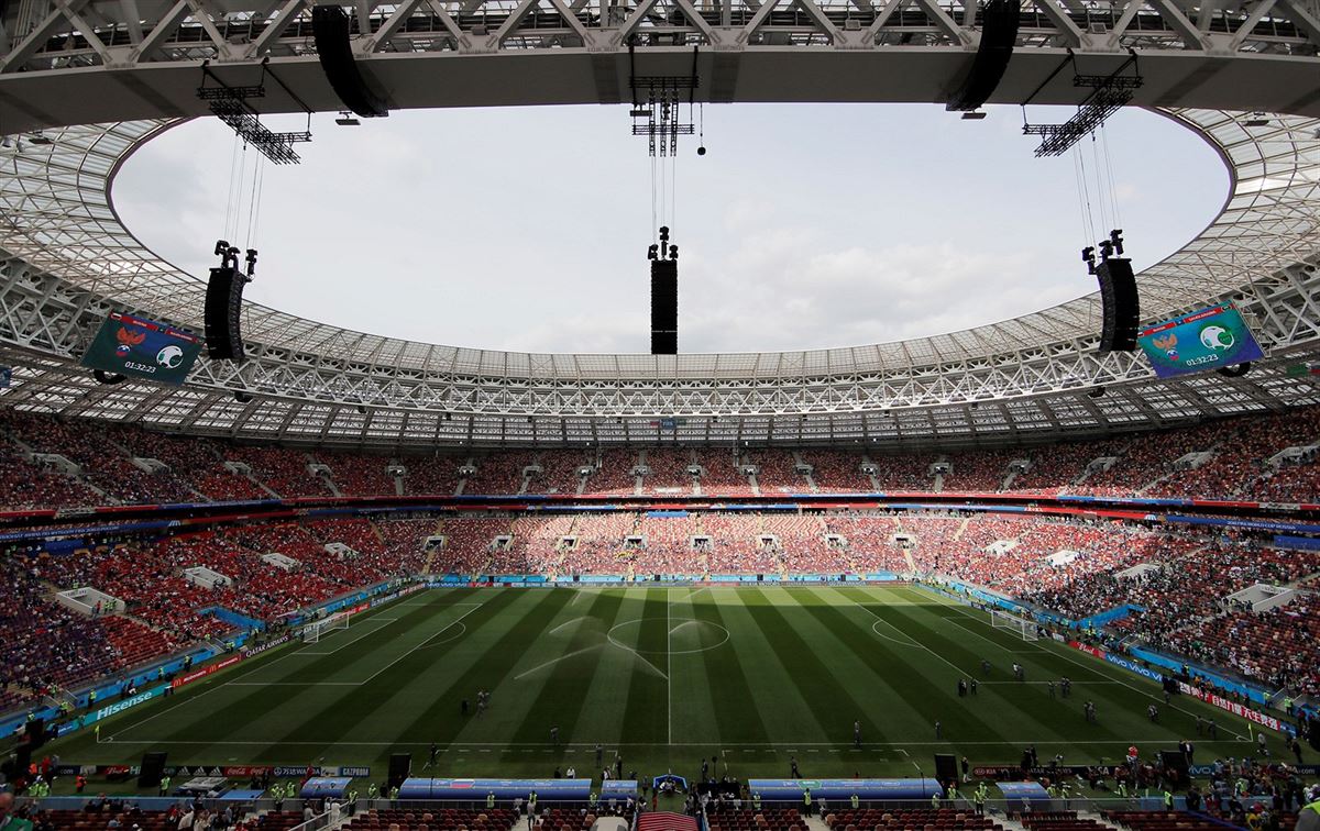 Moskevský stadion Luiniki má kapacitu 81 000 divák.