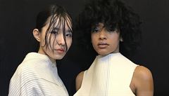 Výsledná forma vznikla propojením konkrétních artefakt�. Dva modely z této...