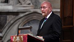 Americký teoretický fyzik a laureát Nobelovy ceny za fyziku Kip Thorne na...