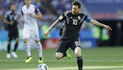 Lionel Messi v akci pi utkání s Islandem.