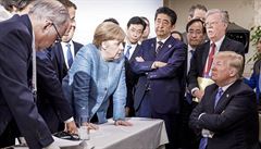 Fotografie lídrů G7 vyvolala poprask na sociálních sítích