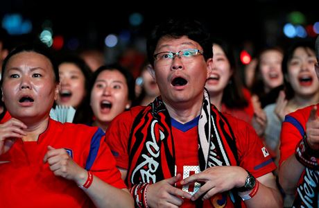 MS ve fotbale 2018: okovan jihokorejt fanouci.
