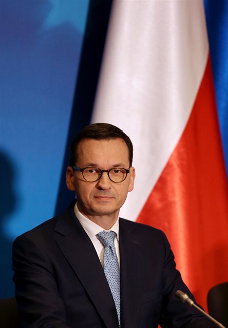Polský premiér Mateusz Morawiecki bhem summitu Evropské unie.