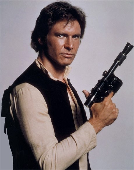 Han Solo (Harrison Ford), nejznámjí paerák v galaxii, a jeho spolehlivý...