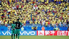 Hrái Senegalu smutn sledují oslavy Kolumbijc