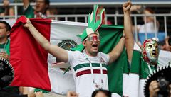 Fotbalisté Mexika ped zápasem s Jiní Koreou.