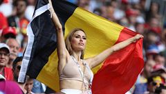 Fanynka Belgie je jist ráda, e její tým prochází ampionátem jako n máslem.