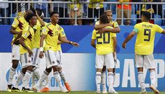 Kolumbijci se radují z gólu Yerryho Miny.