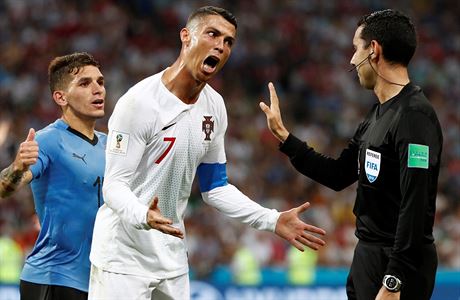 MS ve fotbale 2018, Uruguay vs. Portugalsko: Cristiano Ronaldo a hlavn sud...