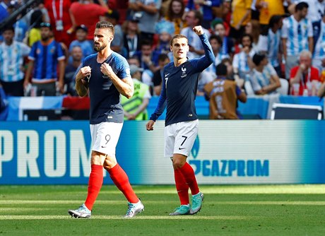 MS ve fotbale 2018, Francie vs. Argentina: Griezmann (vpravo) slaví gól.
