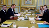 Premiér Andrej Babiš na schůzce s francouzským prezidentem Emmanuelem Macronem...