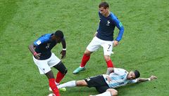 MS ve fotbale 2018, Francie vs. Argentina: Banega tento souboj o mí s Pogbou a...