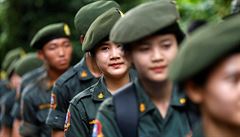 Po ztracených dtech pátrá i thajská armáda.