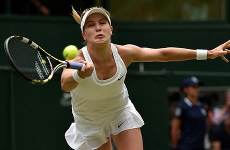 Kanaanka Eugenie Bouchardov musela na Wimbledonu 2018 absolvovat pro ni...