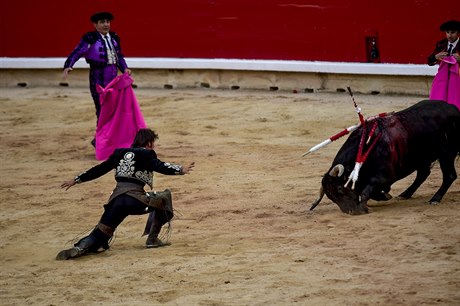 Španělský zápasník s býky Roberto Armendariz.