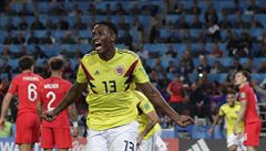 MS ve fotbale 2018, Kolumbie vs. Anglie: Yerry Mina slaví gól v anglické síti.