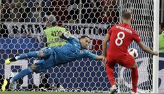 MS ve fotbale 2018, Kolumbie vs. Anglie: David Ospina chytá penaltu Jordanu...