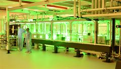 Výzkumné centrum v Dolních Břežanech má nový laser s výkonem jeden petawatt