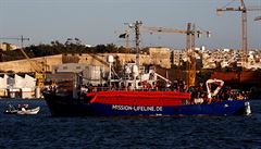 Malta nedovolila vyplout další lodi zachraňující migranty. Kvůli chybným dokumentům