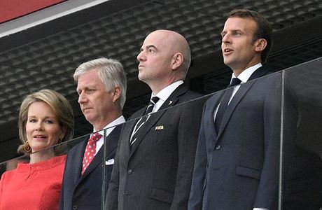 Zleva: belgick krlovna Mathilde, krl Philippe, prezident FIFA Gianni...