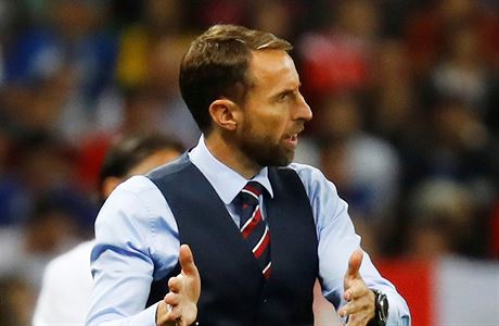 MS ve fotbale 2018, Chorvatsko vs. Anglie: kou Albionu Gareth Southgate.