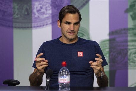 výcar Roger Federer vysvtluje vyazení ve tvrtfinále Wimbledonu.